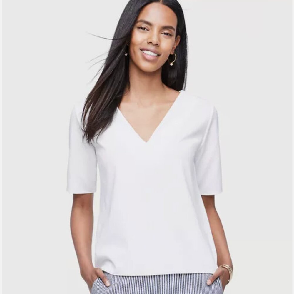 Ann Taylor Crepe Jersey V-Neck in Ivory